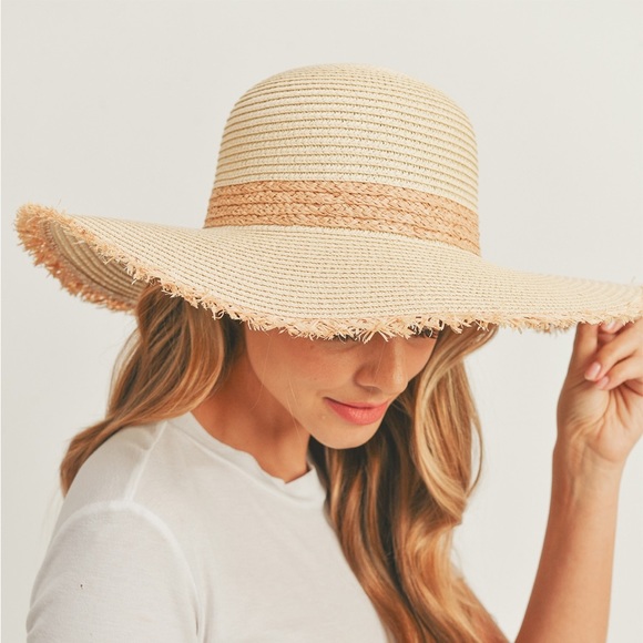 Frayed Edge Straw Floppy Beach Hat - Picture 1 of 9